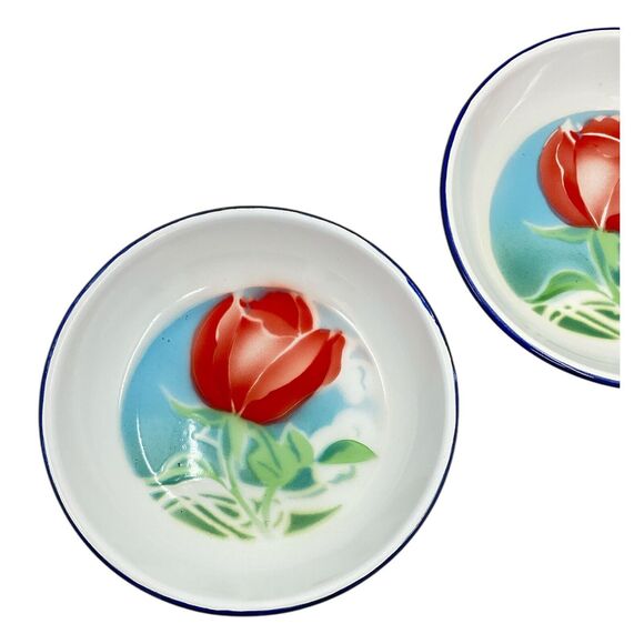 Bumper Harvest Floral Enamelware Dish Blue Rim Red Tulip Flower 1950s Retro - Picture 7 of 8